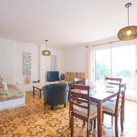 Cari - Plusholidays * Calpe